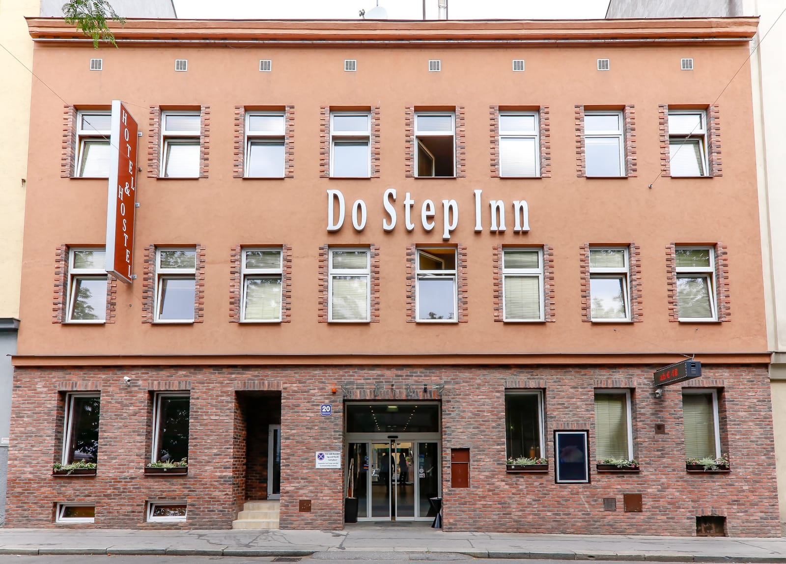 Do Step Inn Central, photo 4